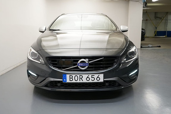 Volvo V60 18 of 19