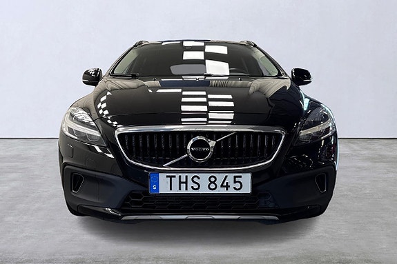 Volvo V40 Cross Country 7 of 24