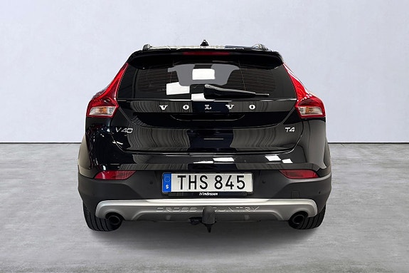 Volvo V40 Cross Country 5 of 24