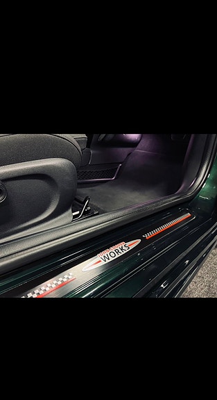 MINI Cooper S 5 of 5