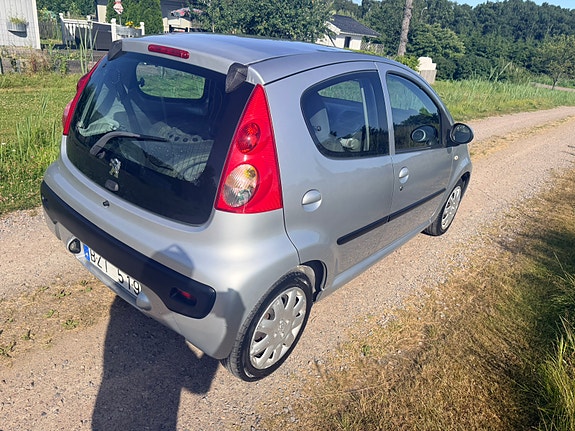 Peugeot 107 5 of 5