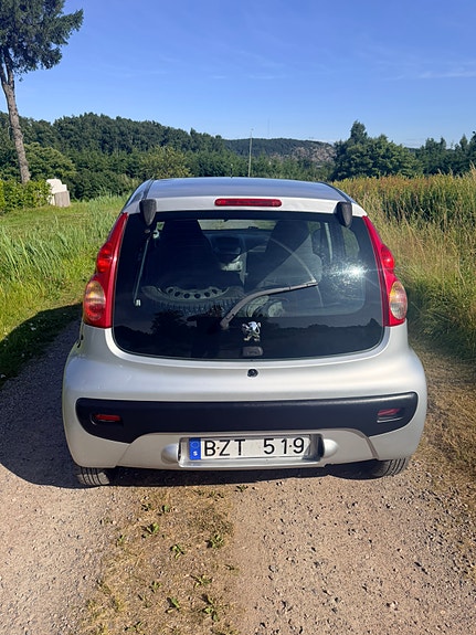 Peugeot 107 4 of 5