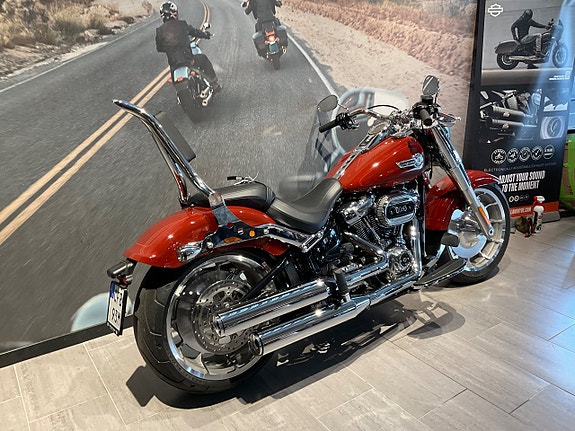 Harley-Davidson FatBoy 2 of 11