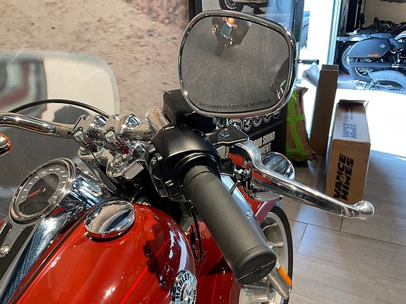 Harley-Davidson FatBoy 8 of 11