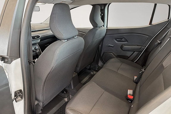 Dacia Sandero 7 of 10
