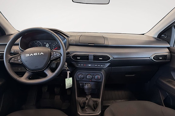 Dacia Sandero 8 of 10
