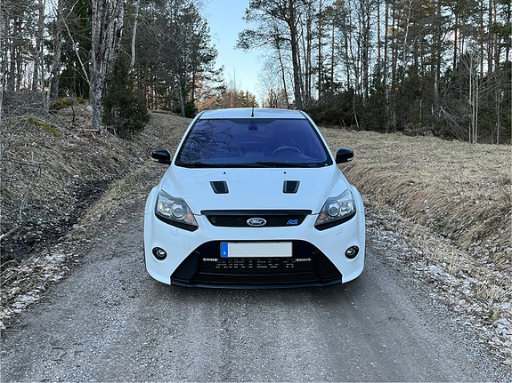 Ford Focus 2 of 5