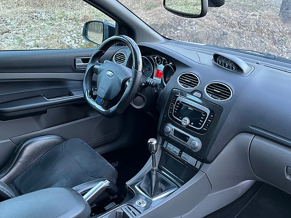 Ford Focus 12 of 20