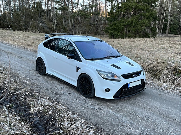 Ford Focus 3 of 5