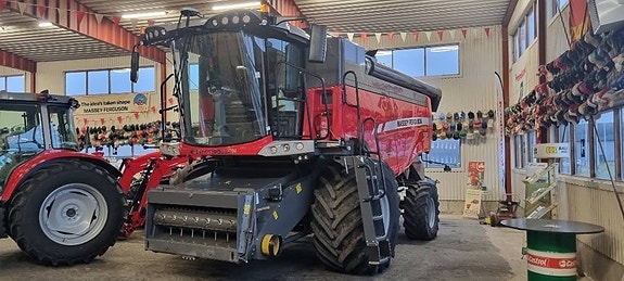 Massey Ferguson Beta 7370 5 of 5