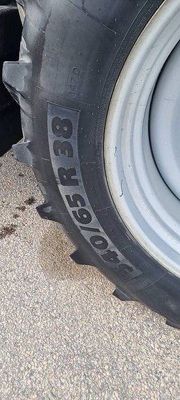 Massey Ferguson 5710 17 of 24