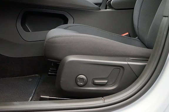 Polestar 2 11 of 18