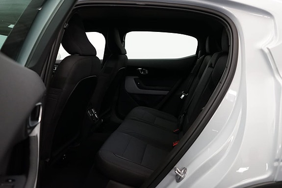 Polestar 2 6 of 18