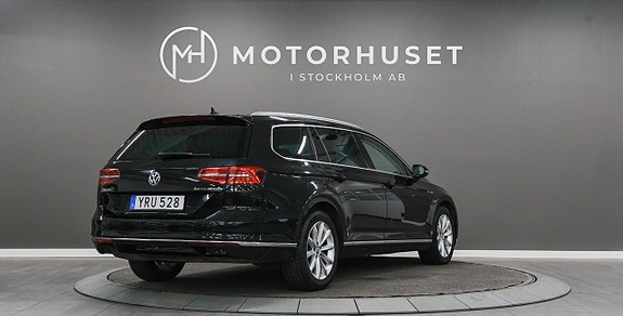 Volkswagen Passat 6 of 23