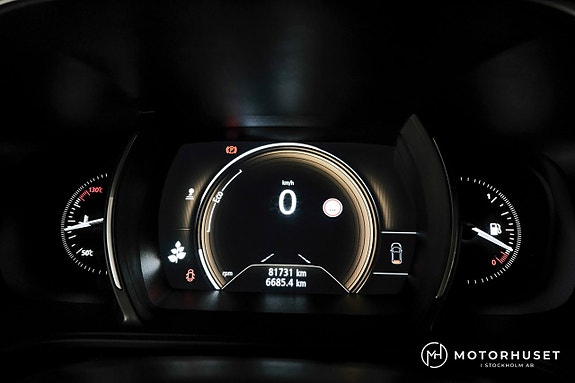 Renault Megane 12 of 19