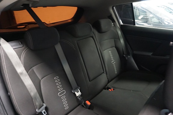 Kia Sportage 16 of 19