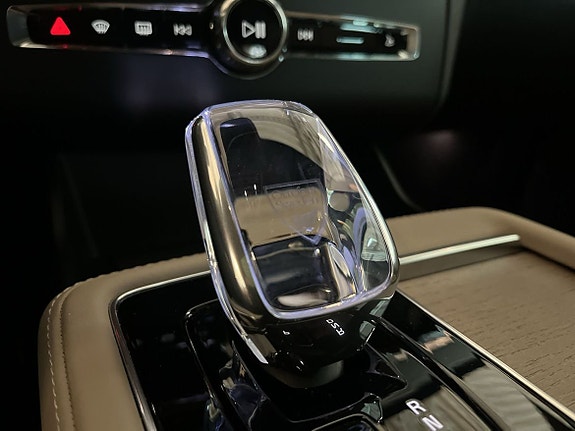 Volvo XC90 18 of 18