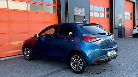 Mazda 2 8 of 20