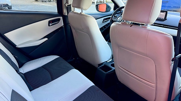Mazda 2 18 of 20
