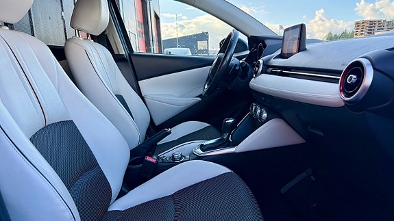Mazda 2 17 of 20