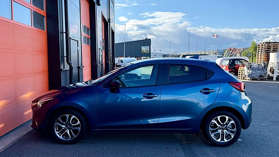 Mazda 2 10 of 20