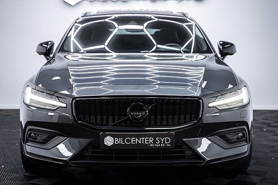 Volvo V60 3 of 5