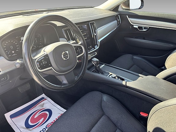 Volvo S90 10 of 13