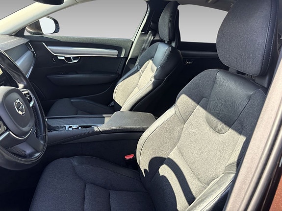 Volvo S90 9 of 13