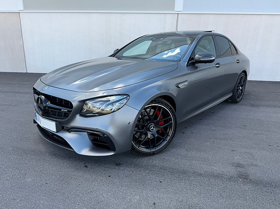 Mercedes-Benz E63 2 of 17