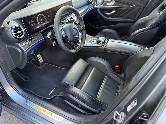 Mercedes-Benz E63 12 of 17
