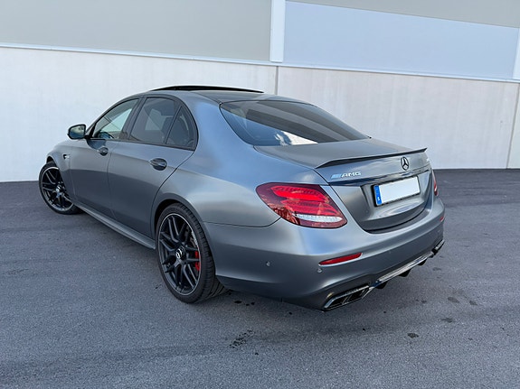 Mercedes-Benz E63 6 of 17