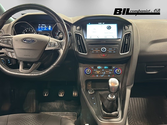 Ford Focus 7 of 15