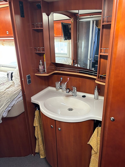 Iveco Concorde Charisma 890 7 of 9