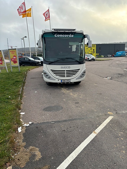 Iveco Concorde Charisma 890 2 of 5