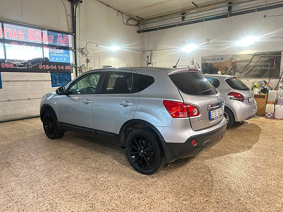 Nissan Qashqai 4 of 5