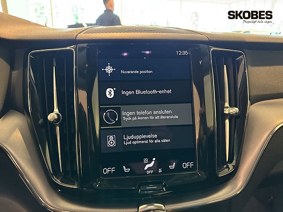Volvo XC60 14 of 24