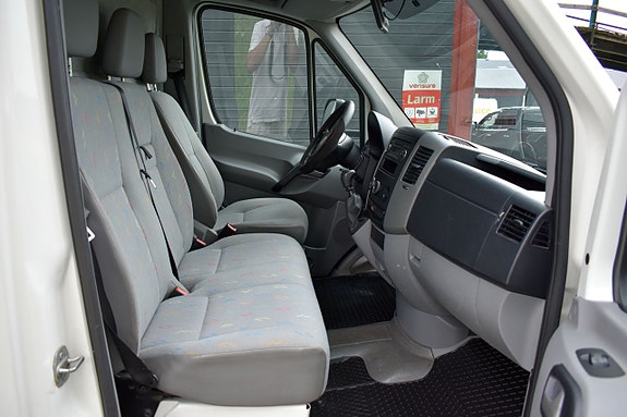 Volkswagen Crafter 2 of 5