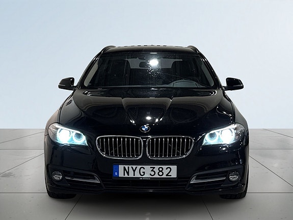 BMW 520d 2 of 5