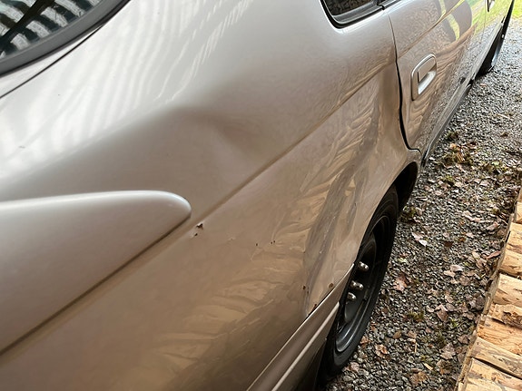 Toyota Carina 10 of 14