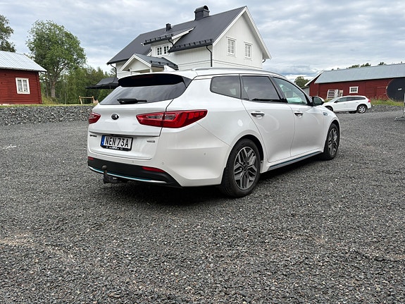 Kia Optima 3 of 5