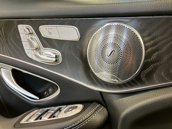 Mercedes-Benz GLC350 e 18 of 24