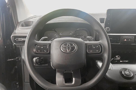 Toyota Proace City 3 of 5