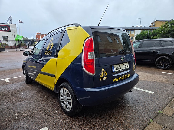 Skoda Roomster 2 of 5