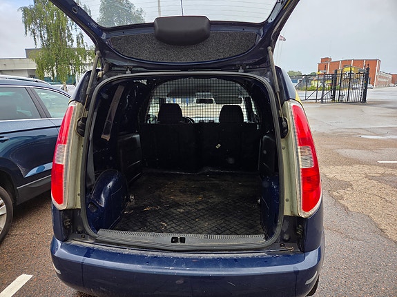 Skoda Roomster 4 of 5
