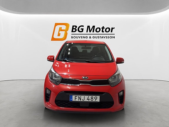Kia Picanto 2 of 18