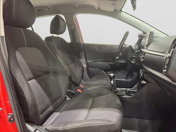 Kia Picanto 9 of 18