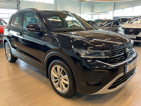 Volkswagen T-Cross 3 of 5