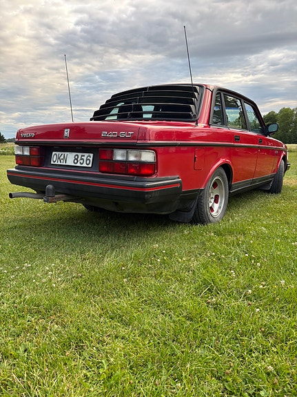 Volvo 240 5 of 5