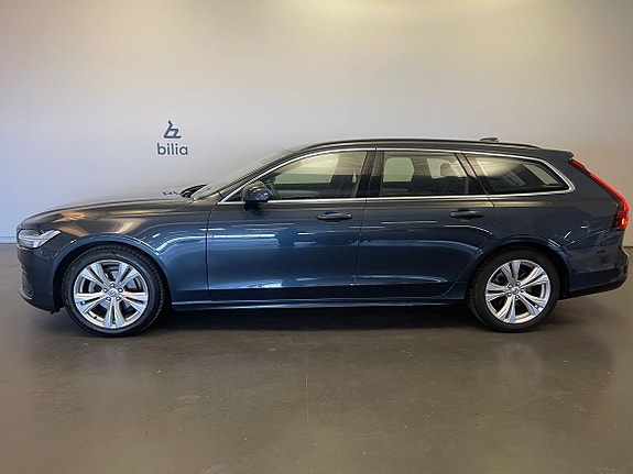 Volvo V90 2 of 5