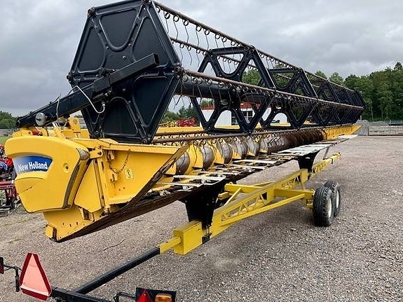 New Holland CR 9080 7 of 11